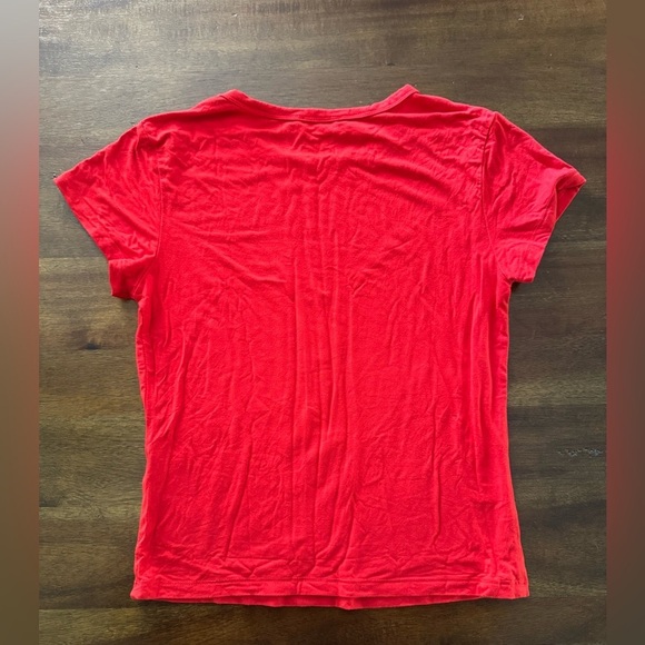 White Fox Boutique Too Blessed Tee Red EUC Size M - Picture 5 of 6